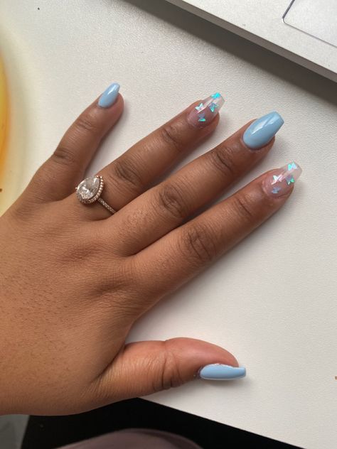 Nail Ideas Butterflies Blue, Baby Blue Butterfly Nails, Blue Butterfly Nails, Baby Blue Butterfly, Grad Nails, Quince Nails, Hoco 2024, Light Blue Nails, Baby Blue Nails