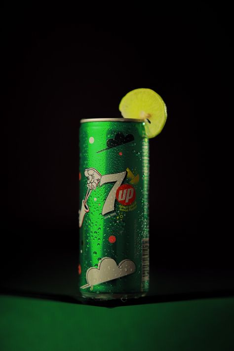 Sprite Photography, 7 Up, Webpage Design, Character Design Animation, 2d Animation, Animated Characters, Product Photography, Box Packaging, Beverage Can