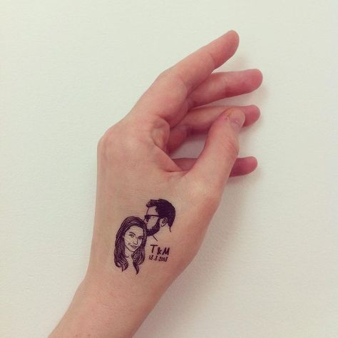 lilimandrill - Lise Grossmann on Instagram: “Custom Portrait Tattoo @lilimandrill www.lilimandrill.fr @etsy #weddingfavors #favorsforguests #weddingguests #EtsyGifts #weddinggift…” Trishul Tattoo Designs, Wife Tattoo, Tattoo For Boyfriend, See Tattoo, Father Tattoos, Key Tattoos, Shiva Tattoo Design, Men Tattoos Arm Sleeve, Tattoos For Lovers