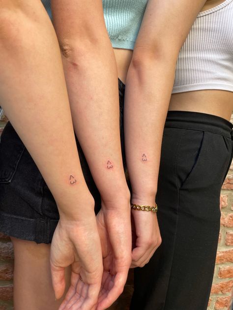 Tattoo Ideas Female 3 Friends, Cute Matching Tattoos For 3 Best Friends, 5 Person Tattoo, Triplet Matching Tattoos, Tattoos For Sisters Three, Matching Three Tattoos, Simple Trio Tattoos, Tattoo For 3 People, Three People Tattoos Ideas