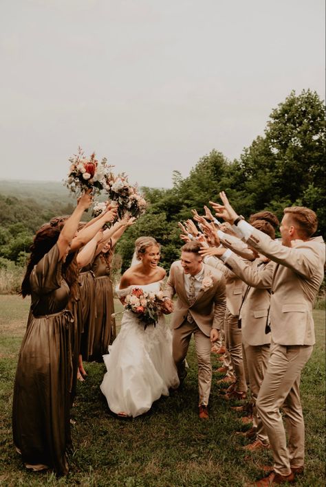 Bridal party photo from our special day Wedding Photo Ideas With Friends, Wedding Picture With Bridesmaids, Fall Wedding Photos Bridal Party, Wedding Party Funny Photos, Wedding Party Of 12 Photos, Wedding Pictures Height Difference, Group Shots Wedding, Fun Wedding Poses For Bridal Party, Big Family Wedding Photos