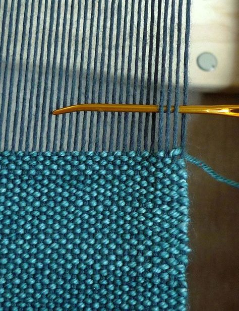 50 Addictive weaving Tutorials to try this summer Needle Weaving, Diy Tricot, Weaving Machine, Rigid Heddle Weaving, Weaving Tutorial, Heddle Loom, Diy Weaving, Knitting Needle, Weaving Projects