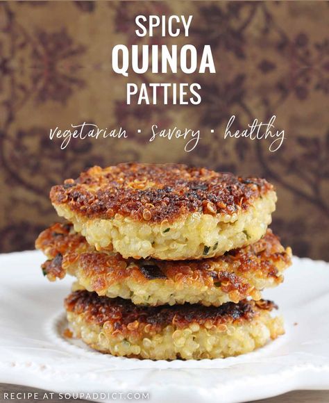 Dill Yogurt Sauce, Yogurt Dill Sauce, Quinoa Cakes, Quinoa Patties, Meatless Meals Healthy, Quinoa Cake, Healthy Quinoa, Meatless Meal, Healthy Appetizer