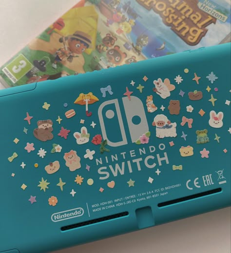 Nintendo Switch Lite Stickers, Nintendo Switch Lite Aesthetic Blue, Nintendo Switch Design, Nintendo Switch Lite Turquoise Aesthetic, Aesthetic Switch Lite, Switch Astethic, Nintendo Switch Case Aesthetic, Nintendo Switch Decoration Ideas, Nintendo Switch Decoration