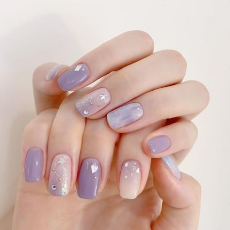 Rose Quartz Serenity Nails, Pastel Galaxy Nails, Korean Nail Art Purple, Nail Art Purple Designs, Purple Nails Korean, Purple Nails 2023, Purple Gel Nail Designs, Cute Purple Nail Ideas, Nail Art Designs Purple