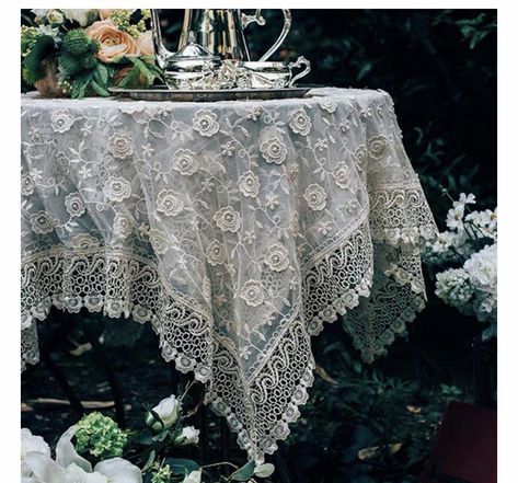 Embroidery Tablecloth, Set The Table, Cafe Bistro, Elegant Embroidery, Vintage Romance, Pretty Tables, Lace Table, Tea Party Birthday, Lace Tablecloth