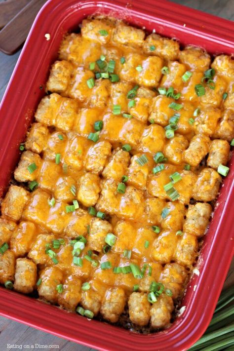 Touchdown Casserole, Easy Tator Tot Casserole, Easy Hamburger Casserole, Cauliflower Tots, Tater Tot Casserole Recipes, Tator Tots, Easy Hamburger, Hamburger Casserole, Tot Casserole