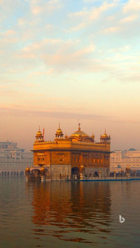 Shri Harmandir Sahib Hd Wallpaper, Darbar Sahib Wallpaper, Sikhism Aesthetic Wallpaper, Harmandir Sahib Wallpaper, Harminder Sahib Golden Temple Wallpaper, Golden Temple Aesthetic, Guru Dwara, Sikhi Wallpapers, Waheguru Wallpapers