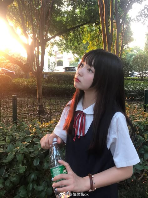 Hime Bangs, Hime Haircut, Long Straight Black Hair, Japanese Haircut, Korean Hair Color, Haircuts For Long Hair With Layers, Straight Black Hair, Hair Style Korea, Hair Color Streaks