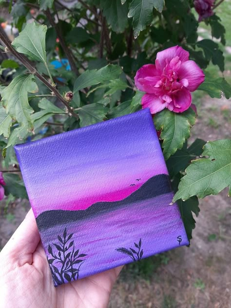 Acrilic Paintings Ideas Nature Easy, Galaxy Canvas Painting Easy, Purple Canvas Painting Easy, Painting Ideas On Canvas Purple, Cute Project Ideas, Purple Aesthetic Painting, Purple Background Painting, Painting Inspiration Easy, Purple Painting Ideas