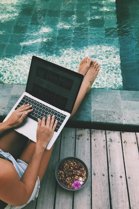 Find a remote job and work remotely! Working From Anywhere Aesthetic, Work From Anywhere Images, Work Remote Aesthetic, Remote Worker Aesthetic, Remote Job Vision Board, Work From Home Job Aesthetic, Working Outside Aesthetic, Remote Jobs Aesthetic, Work Remotely Aesthetic