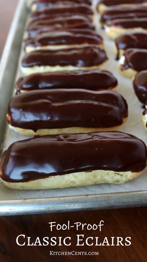 Classic Eclair Recipe, Easy Eclairs, Chocolate Eclair Recipe, Eclairs Dessert, Pastries Recipes Dessert, Eclair Recipe, Homemade Donuts Recipe, Cream Puff Recipe, Brownie Cups