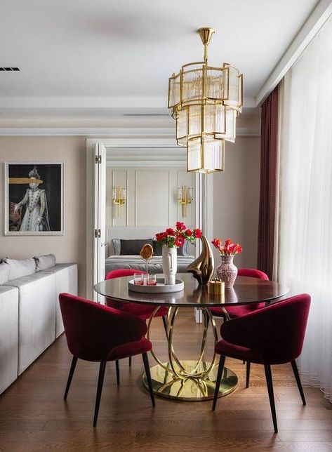 Red Dining Room, Oversized Chair Living Room, Colorful Room Decor, New Ceiling Design, Drawing Room Interior, Hotel Room Design, Small Apartment Design, Luxury Dining Room, Restaurant Interior