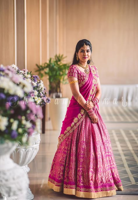 Lehanga Colours, Banaras Lehenga, Pink Half Sarees, Floral Blouse Designs, Indigo Saree, Simple Frock Design, Half Saree Lehenga, Half Sarees, Wedding Lehenga Designs