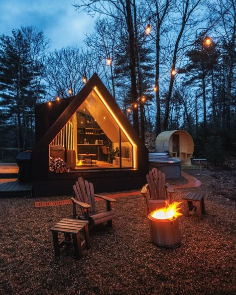 Romantic A-Frame cabin in the woods Cozy A Frame, Rustic A Frame Cabin, A Frame Lake House, Lodge Exterior, Honeymoon Cabin, Glass Cabin, Romantic Cabin, Lake Arrowhead, Cabin Lodge