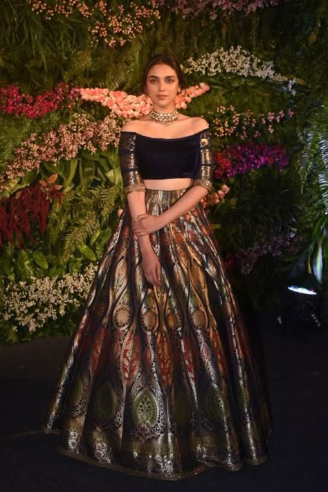 Silk Lehenga Designs, Receptions Ideas, Wedding Day Outfit, Aditi Rao Hydari, Aditi Rao, Lehenga Blouse Designs, Indian Lehenga, Lehenga Blouse, Anushka Sharma