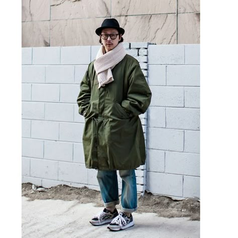 Japanese Street Fashion Men, Japanese Workwear, Barbour Style, Army Clothes, Dolce Gabbana Jacket, New Balance Outfit, Fishtail Parka, Shoes Asics, Big Men Fashion