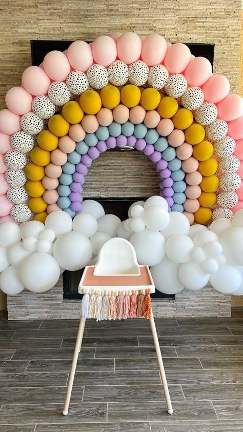 elliemaemakes on Instagram: Who knew balloon rainbows would be this intricate? Loved making this cute boho rainbow for @averyywoods and little Stevie’s first… Boho Rainbow Backdrop, Boho Rainbow Balloon, Mickey Mouse Videos, Bday Decor, Rainbow Backdrop, Boho Backdrop, Balloon Garland Diy, Unicorn Themed Birthday Party, Baptism Ideas