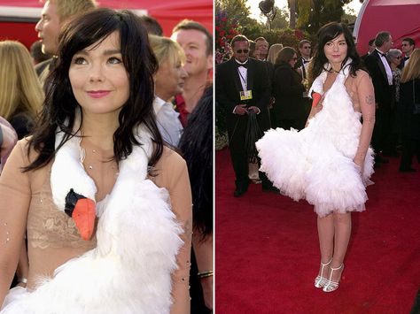 Bjork Halloween Costume, Bjork Swan Dress, Swan Costume, Swan Dress, Costume Inspo, Cosplay Characters, Hallows Eve, Design Inspo, Halloween Costume