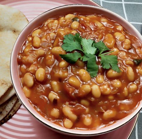 How to make Heinz Baked Beans Indian Style Beans Indian Recipe, Breakfast Baked Beans, Indian Beans Recipe, Homemade Baked Beans Recipe, Baked Beans On Toast, Heinz Beans, Breakfast Beans, Heinz Baked Beans, Canned Baked Beans