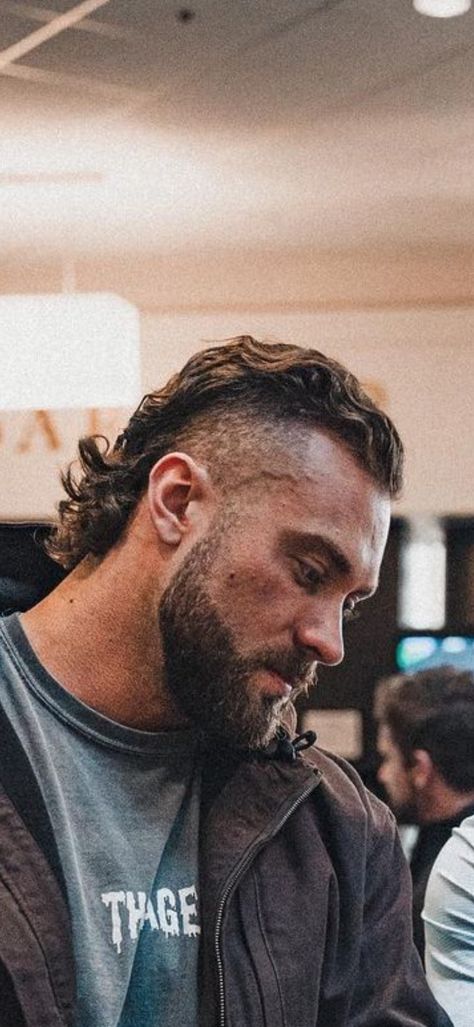 Chris Bumstead Mullet, Chris Bumstead Haircut, Cbum Hairstyle, Burst Fade Mullet, Haircut Options, Slick Back Haircut, 47 Ronin, Burst Fade, Mullet Haircut