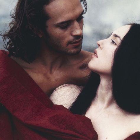 Isabel Adjani, Queen Margot, Vincent Perez, Cinema Video, Isabelle Adjani, I Love Cinema, Foreign Film, French Actress, Monica Bellucci