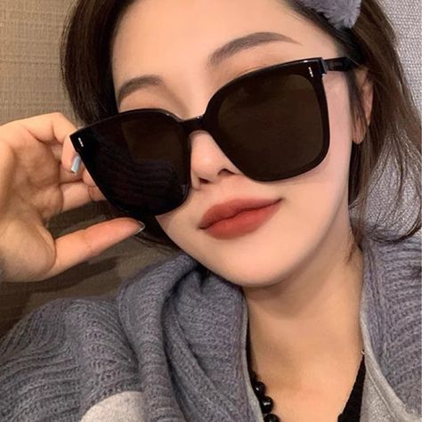 Retro Sunglasses Women, Uv400 Sunglasses, Uv Sunglasses, Square Glasses, Oversized Sunglasses, Retro Sunglasses, Sunglass Lenses, Eyewear Accessories, Womens Glasses