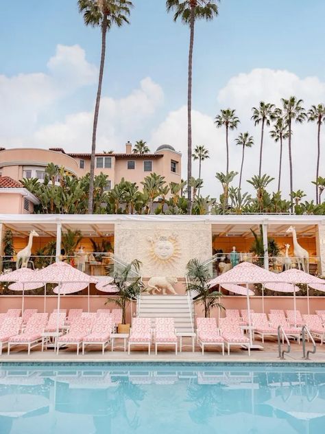 Pool at The Beverly Hills Hotel | Dorchester Collection Bel Air Hotel Wedding, Beverly Hills Hotel Aesthetic, Poolside Aesthetic, Hotel Pool Party, Hotel Bel Air, The Beverly Hills Hotel, Dream Hotels, Beverly Hills Hotel, Bachelorette Trip