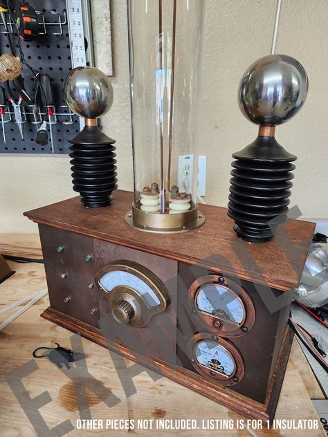 Mad Scientist Halloween, Haunted Props, Electric Insulators, Mad Scientist Lab, Weird Gadgets, Sci Fi Design, Electrical Fittings, Steampunk Decor, Frankenstein Halloween