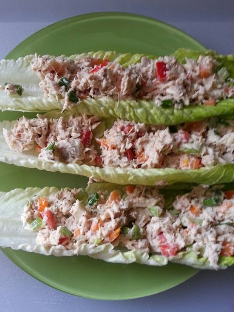 Tuna salad lettuce boats Tuna Salad Lettuce, Lettuce Boats, Lettuce Boat, Salad Lettuce, Food Pics, Tuna Salad, Meal Ideas, Relish, Food Pictures