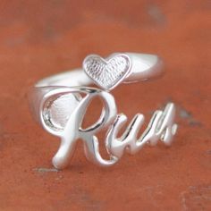 T&F Ring Running Jewelry, Run Like A Girl, Cross Country Running, Running Accessories, Runner Girl, Running Inspiration, Running Workouts, Running Clothes, Cute Jewelry