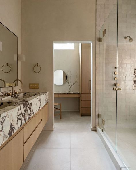 Hospitality Design Hotel, Bathroom With Marble, Tranquil Bathroom, Warm Minimalism, Serene Bathroom, Spa Day At Home, Design Hotel, Bathroom Renos, Hospitality Design