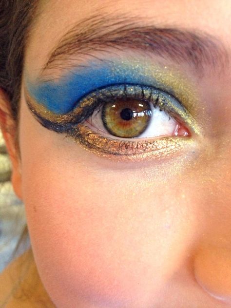 Genie Makeup Look, Fire Genie, Aladdin Pantomime, Genie Makeup, Aladdin Genie Costume, Aladdin Makeup, Jasmine Disneybound, Musical Makeup, Aladdin Musical