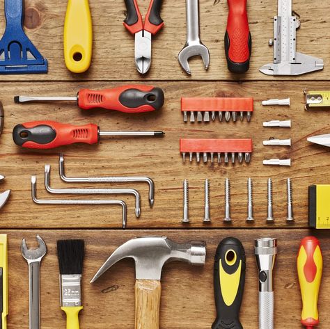 Home Decorators Shop at Hardware store like a pro!! Full frame shot of various hand tools arranged on wood Work Cubicle, Dark Black Wallpaper, Metal Grid, A Brick Wall, Real Estate Office, Tool Store, Modern Office Design, Office Floor, Gold Spray Paint