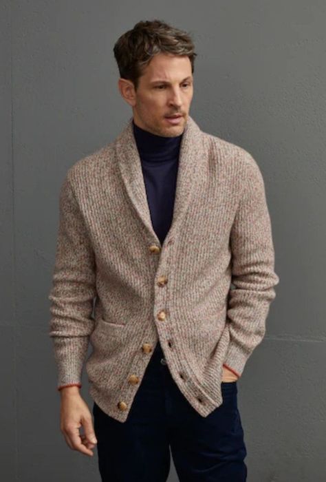 Beige Cardigan Outfit Men, Beige Cardigan Outfit, Mens Cardigan Outfit, Street Formal, Winter Outfits For Men, Cardigan Fall Outfit, Oatmeal Cardigan, Grey Sport Coat, Jeans Street Style