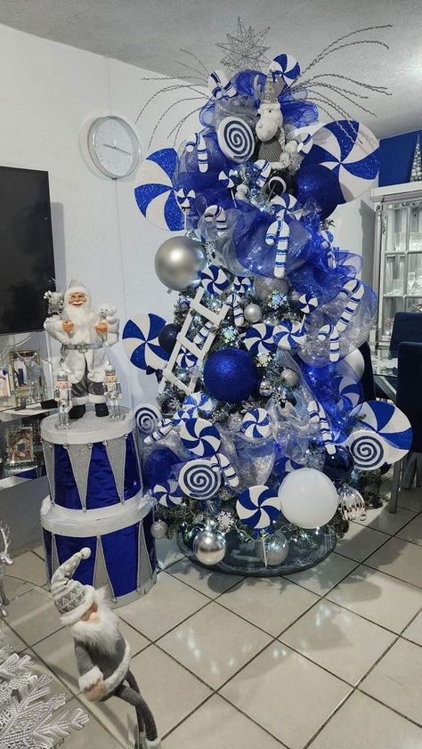 EASY to DIY 50 BLUE Christmas Decor ideas Blue Silver Christmas Tree Ideas, Blue And Silver Christmas Tree Ideas, Christmas Tree Ideas Blue, Blue Christmas Decor Ideas, Nutcracker Ideas, Theme Christmas Tree, Blue Christmas Tree Decorations, Turquoise Christmas, White Christmas Wreath