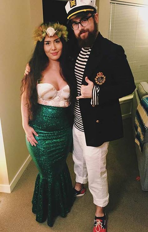 Mermaid and Sailor Couple Halloween Costume Mermaid And Sailor, Scary Couples Halloween Costumes, Diy Fantasia, Couples Costumes Creative, Meme Costume, Halloween Costumes Diy Couples, Costumes For Couples, Sailor Costume, Best Couples Costumes