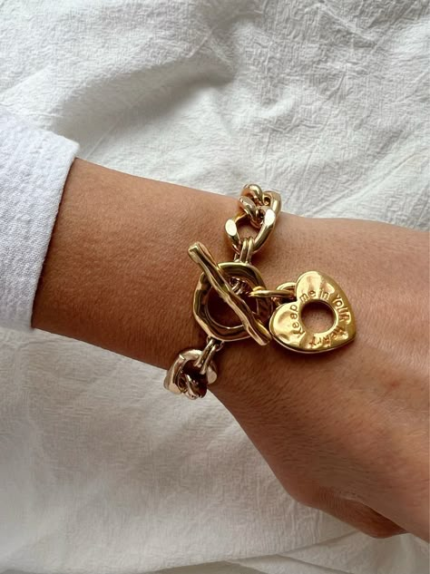 This Charm Bracelets item by ChristinaChristiJls has 2024 favorites from Etsy shoppers. Ships from Greece. Listed on Feb 9, 2024 Chunky Gold Jewelry, Bracelet Heart, Metal Charms, Women's Bracelets, Chunky Bracelets, Chunky Jewelry, Dope Jewelry, Love Bracelet, Stacked Jewelry