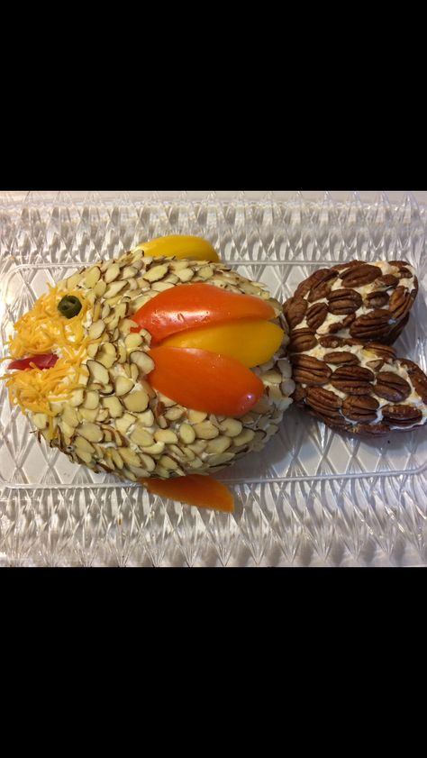 Fish shaped cheese ball for Paislee’s under the sea party. Served with veggies and crackers. Fish Shaped Cheese Ball, Shaped Cheese Ball, Baby Shower Fishing, Decorative Food, Fishing Baby, Cheese Design, Fruit Trays, Freezer Recipes, Fishing Birthday Party