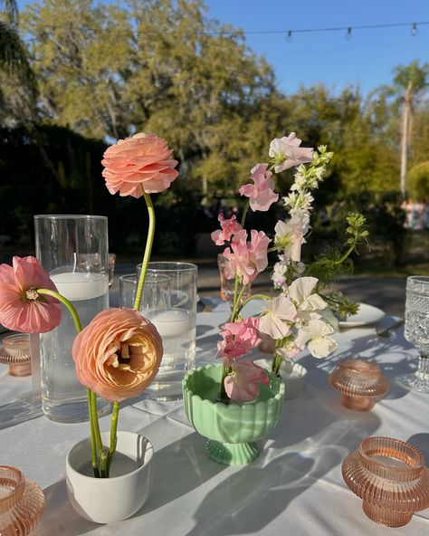 Dreaming of sitting among this garden for an afternoon cappuccino & more dreamy garden party details from this past Saturday ✨ wedding florist garden floral design spring flowers ikebana arrangement ceremony garden flower inspiration Florist Garden, Ikebana Arrangement, Dreamy Garden, Ikebana Arrangements, Ikebana Flower Arrangement, Flower Inspiration, Party Details, Garden Flower, Wedding Florals