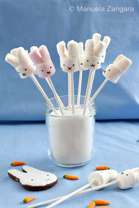 Miffy Marshmallow Pops Miffy Party Ideas, Miffy Theme Birthday Party, Bunny Party Ideas, Miffy Birthday, Miffy Party, Miffy Cake, Bunny Pops, Easter Marshmallow, Marshmallow Bunny