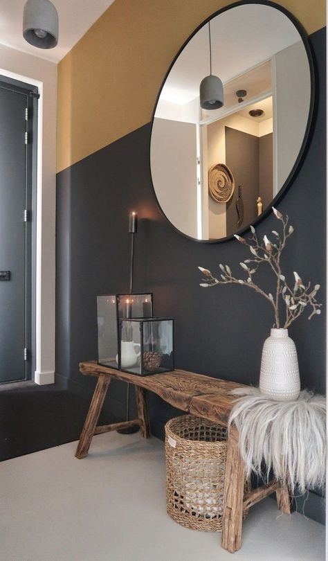 Hallway Designs, Mirror On The Wall, A Mirror, House Inspiration, Home Living Room, Interior Inspiration, Home Deco, Room Inspiration, Apartment Decor