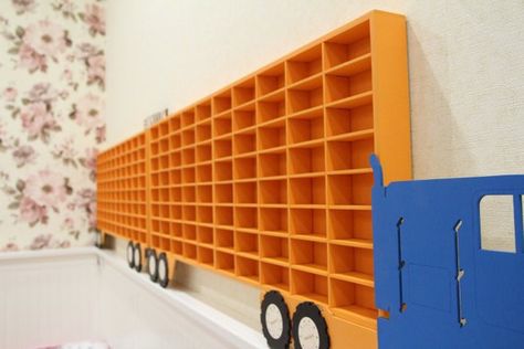 Hot Wheels Display Ideas to DIY – Moms and Crafters Toy Cars Organization Ideas, Diy Hot Wheels Display Shelves, Hot Wheel Car Storage Diy, Hot Wheels Car Display, Hotwheels Storage Diy, Hot Wheel Organization Storage Ideas, Diy Hot Wheels Display Ideas, How To Store Hot Wheels Cars, Hot Wheels Shelf Diy