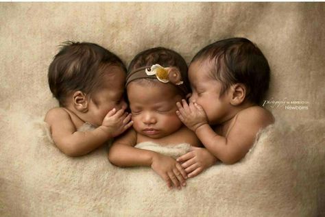 Tell Me Something.... Black Triplets, Autobiography Template, Triplets Photography, Triplet Gifts, Newborn Triplets, Tb Joshua, Foto Newborn, Triplet Babies, Cute Black Babies