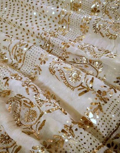 Mukesh Work Embroidery, Kaamdani Work, Kamdani Work, Embroidery Gown, Mukesh Work, Chikankari Lehenga, Mukaish Work, Embroidery Suits Punjabi, Hand Embroidery Dress