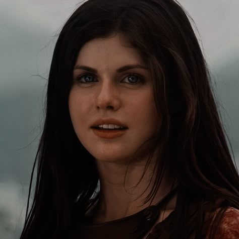 Annabeth Percy Jackson Movie, Anabette Chase, Percy Jackson Lightning Thief, Annabeth Percy Jackson, Percy Jackson Movie, Hollywood Girls, Character Icons, The Lightning Thief, Karate Kid Cobra Kai