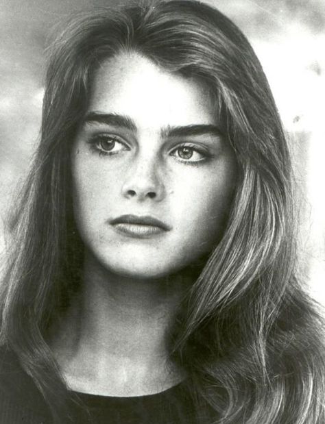 Brooke Shields. So Astonishing Gorgeous. 90s Things, Brandy Girl, Brooke Shields Young, 80s Stuff, Ghost Girl, 얼굴 드로잉, Stephanie Seymour, Elizabeth Hurley, Brooke Shields