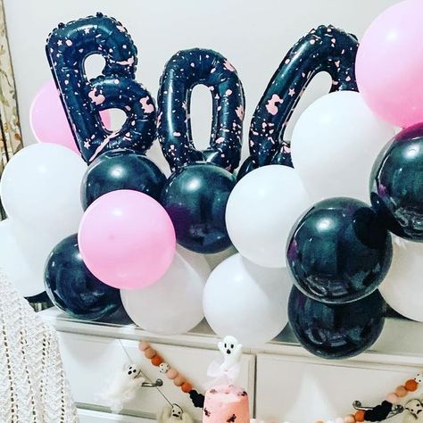 Making Memories 🌟 on Instagram: "Ghoul Gang Halloween party with some of my favourite small shops 🧡 💖 👻   #halloween #party #makeitpink #ghoulgang #boocrew" Ghoul Gang, Small Shops, Making Memories, Small Shop, Girls Night, My Favourite, Halloween Party, Halloween, On Instagram