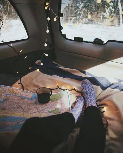 Travel with me 💕 Car Camping Aesthetic, Winter Camping Photography, Summer Camping Photography, Camping Couple, Summer Camping Outfits, Camping Photo, Camping Organization, Camping Photography, Camping Aesthetic