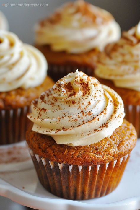 Easy Pumpkin Cupcakes Recipe with Cinnamon Frosting - My Home Made Recipe Easy Pumpkin Cupcakes, Pumpkin Cupcakes With Cinnamon Cream, Pumpkin Cupcake Recipes, Cinnamon Frosting, Fluffy Cupcakes, Cinnamon Cream Cheese, Cinnamon Recipes, Cinnamon Cream Cheese Frosting, Cupcakes Recipe